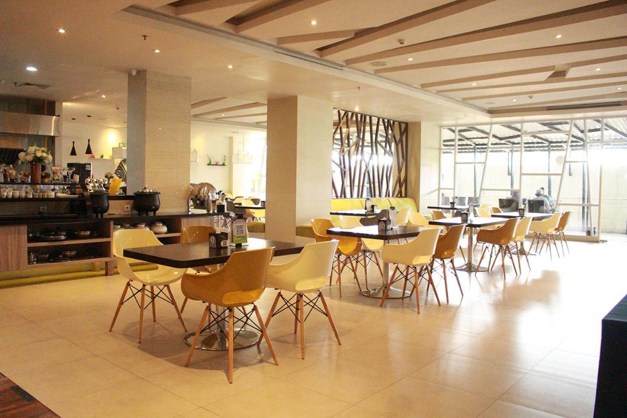 Bromo Park Hotel Проболинго Экстерьер фото